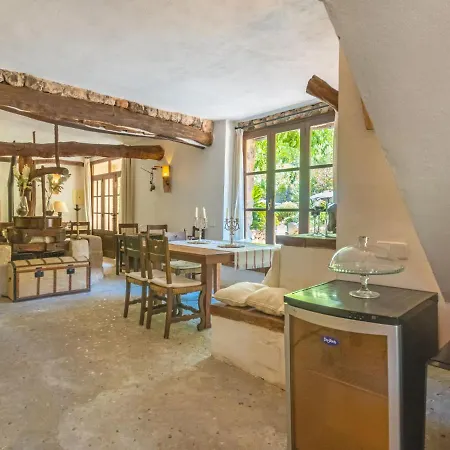 Vakantiehuis Holiday Varitx Paradise By Interhome